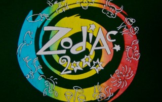 2000 Logo